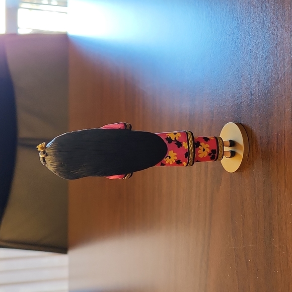 Hallmark Dolls of the World Chinese Barbie ornament 1997, in box. - Picture 5 of 6